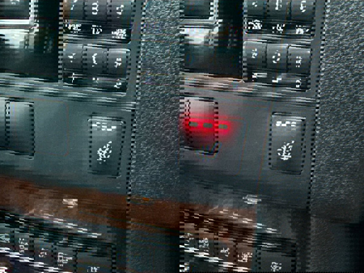 Used 2013 Mercedes-Benz E 350 4MATIC Wagon image 35