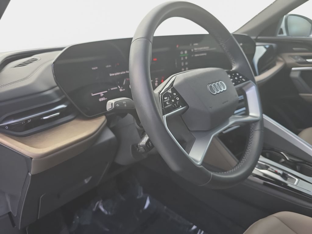 Certified 2025 Audi Q5 Premium w/ Premium Plus AWD/4WD image 22