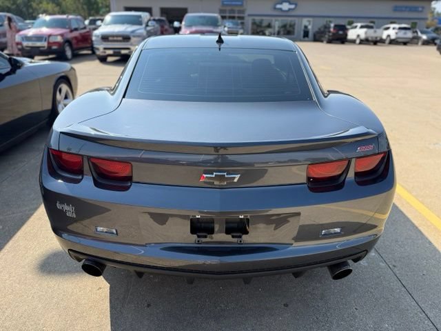 Used 2010 Chevrolet Camaro SS w/ RS Package RWD image 5