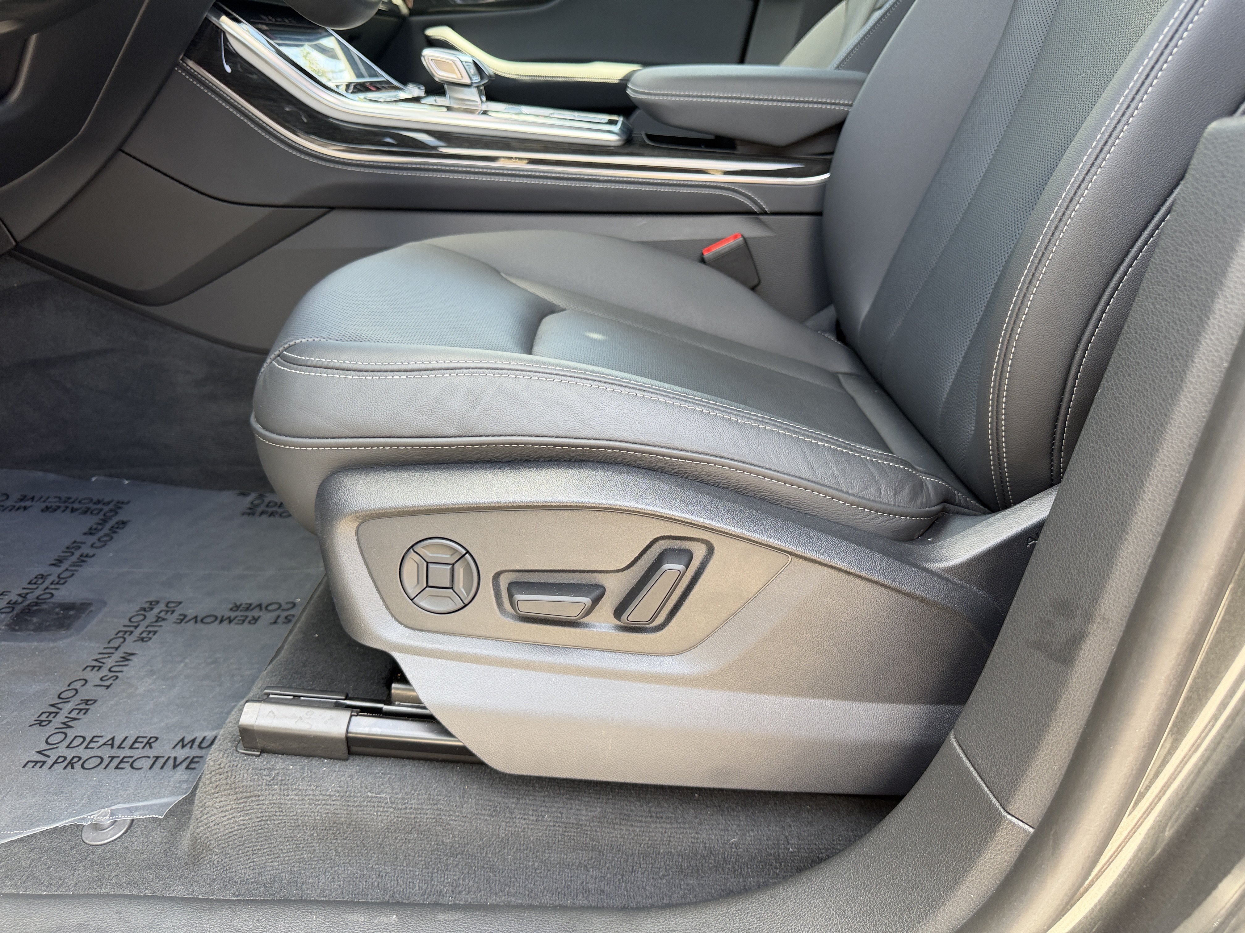Certified 2026 Audi Q8 Premium Plus AWD/4WD image 24