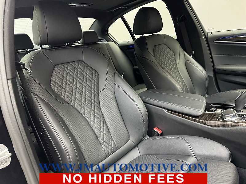 Used 2023 BMW 530i xDrive w/ Premium Package image 21