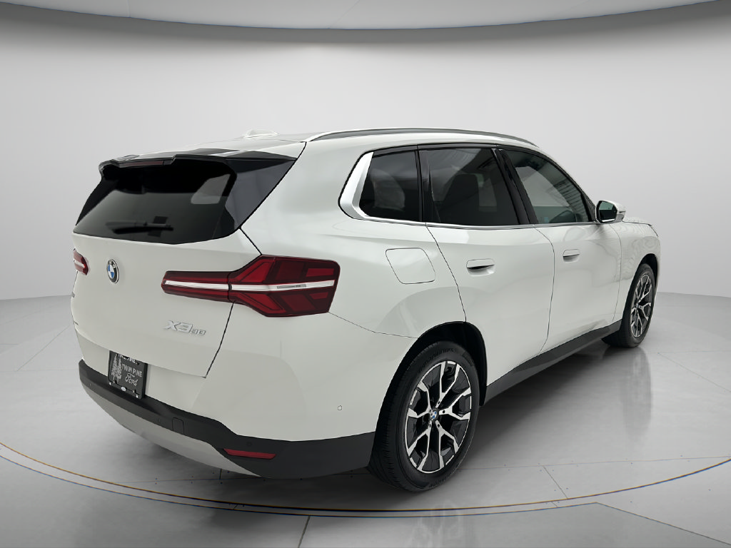 Used 2026 BMW X3 xDrive30i w/ Premium Package AWD/4WD image 5