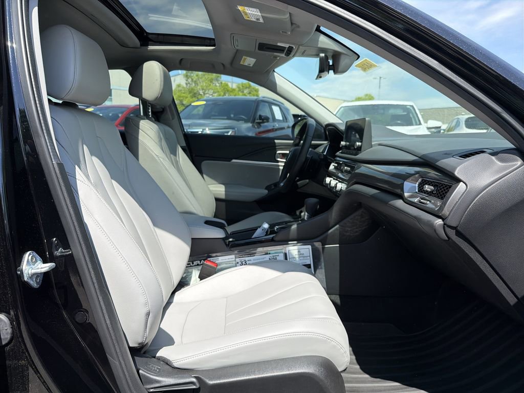Used 2025 Acura Integra FWD image 17