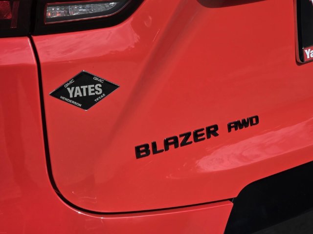 Used 2025 Chevrolet Blazer RS w/ LPO, Floor Liner Package AWD/4WD image 8