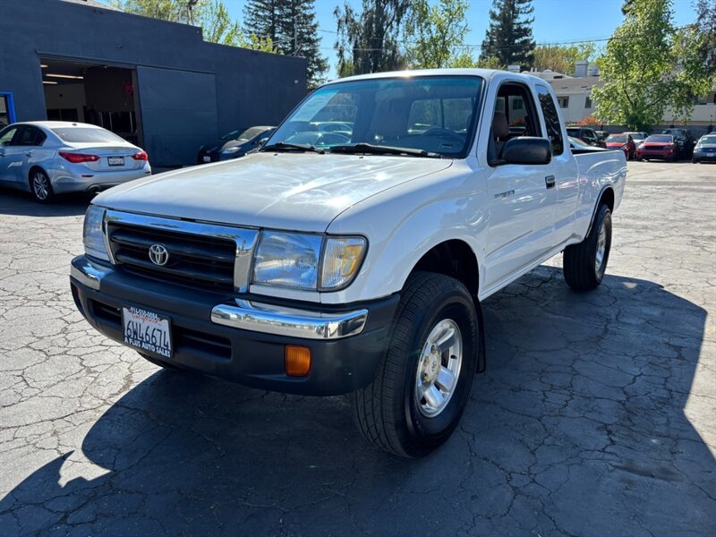 Used 1999 Toyota Tacoma 4x4 Xtracab V6 image 6