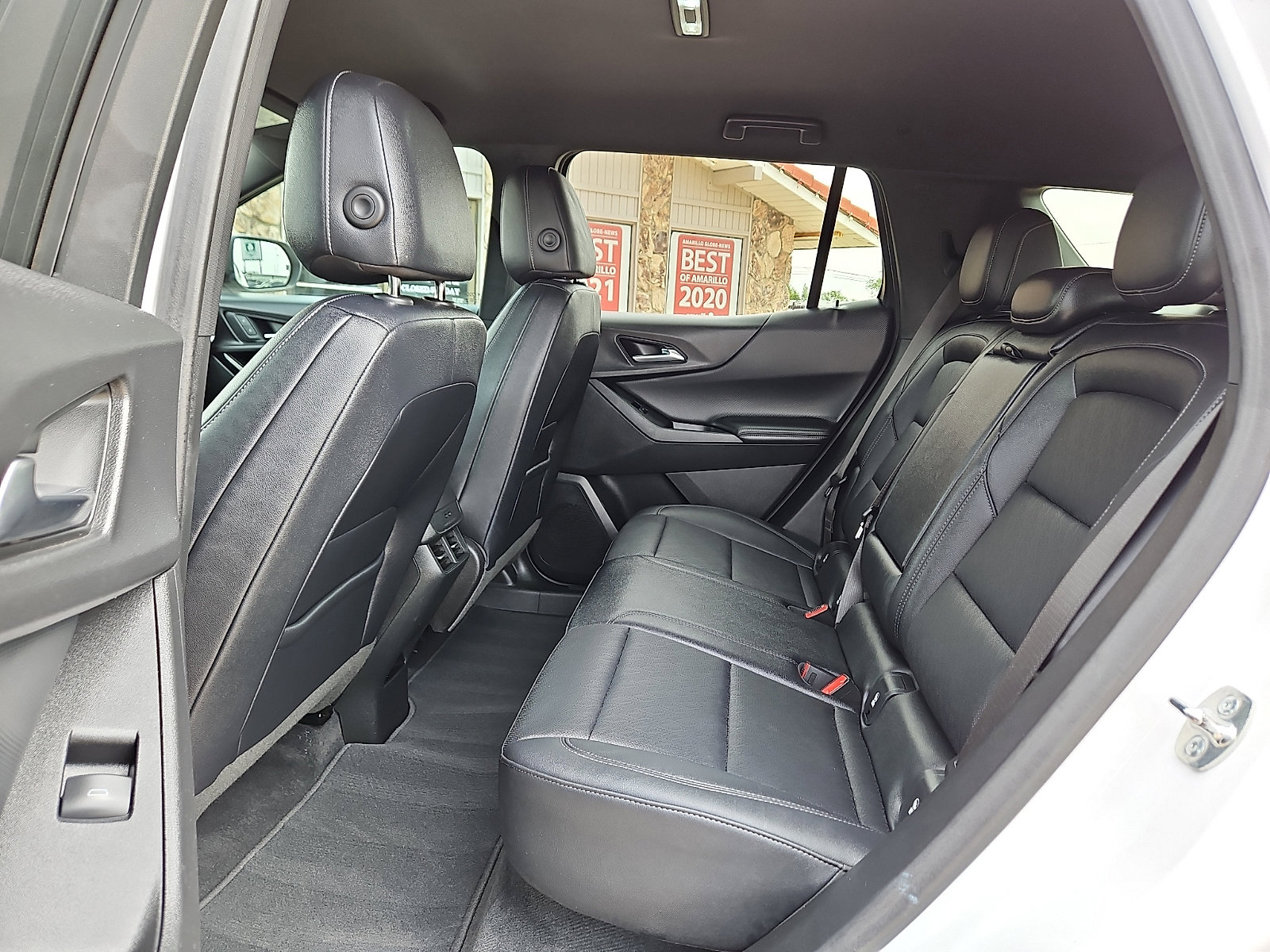 Used 2025 Chevrolet Equinox LT w/ Convenience Package II FWD image 9