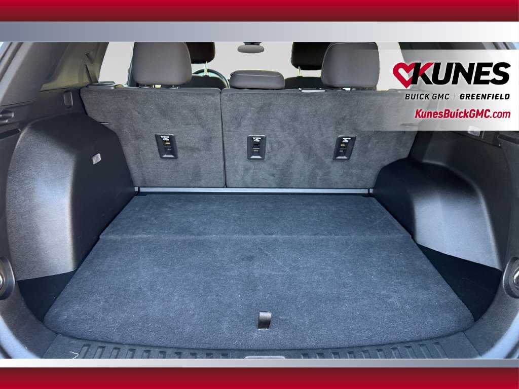Used 2025 Chevrolet Equinox LT FWD image 41