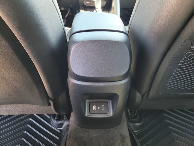 Used 2024 Hyundai Elantra Limited FWD image 15
