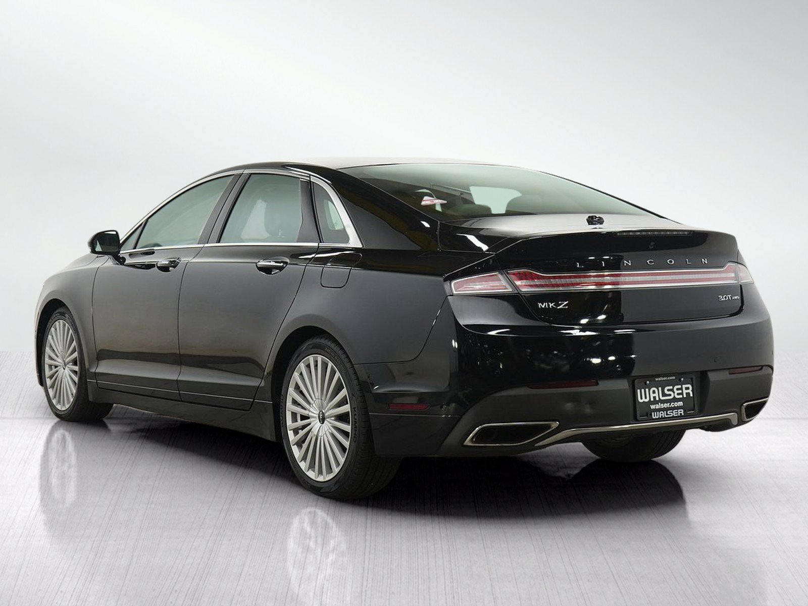 Used 2017 Lincoln MKZ Reserve w/ Technology Package AWD/4WD image 3