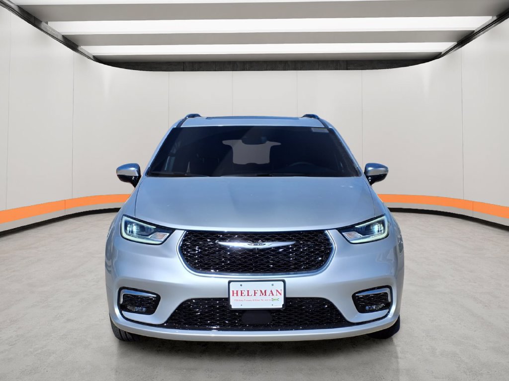New 2026 Chrysler Pacifica Pinnacle AWD/4WD image 2