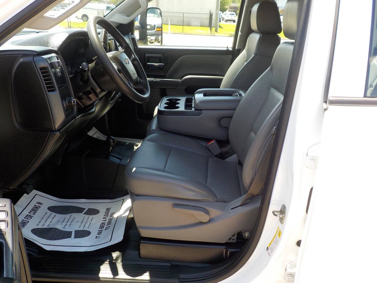 Used 2015 Chevrolet Silverado 2500 W/T AWD/4WD image 11