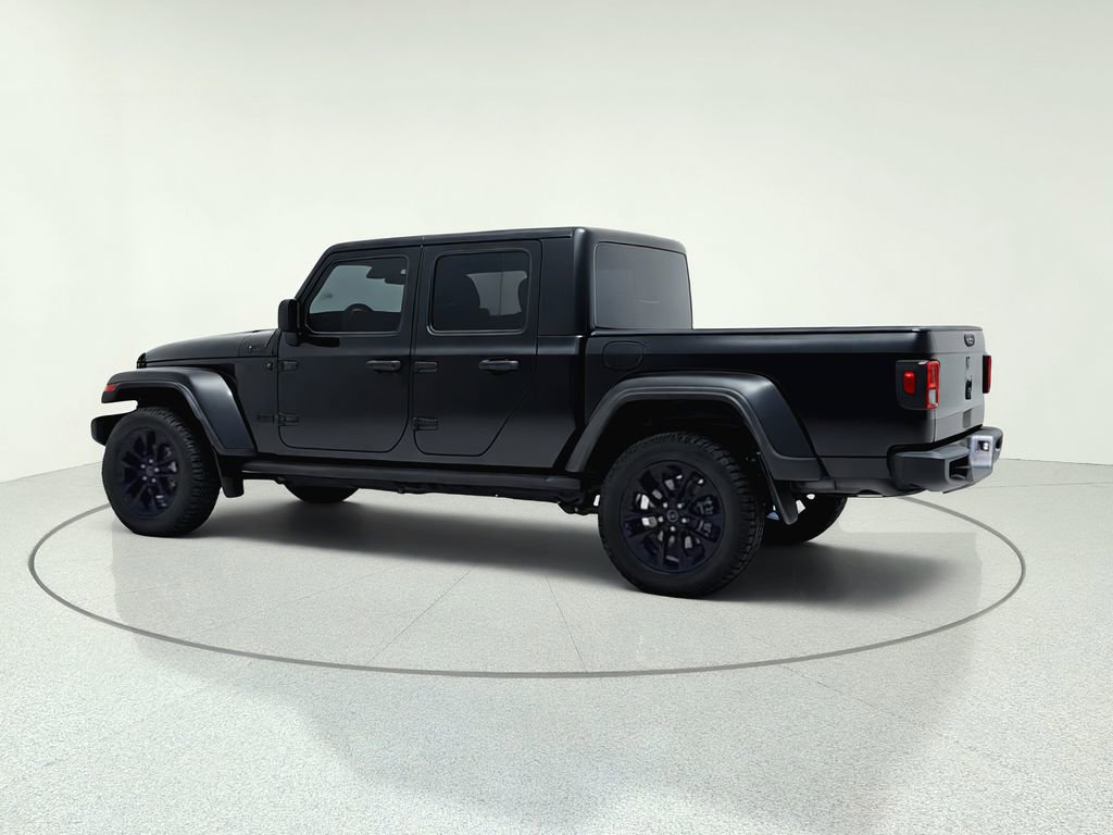 Used 2024 Jeep Gladiator Sport AWD/4WD image 5