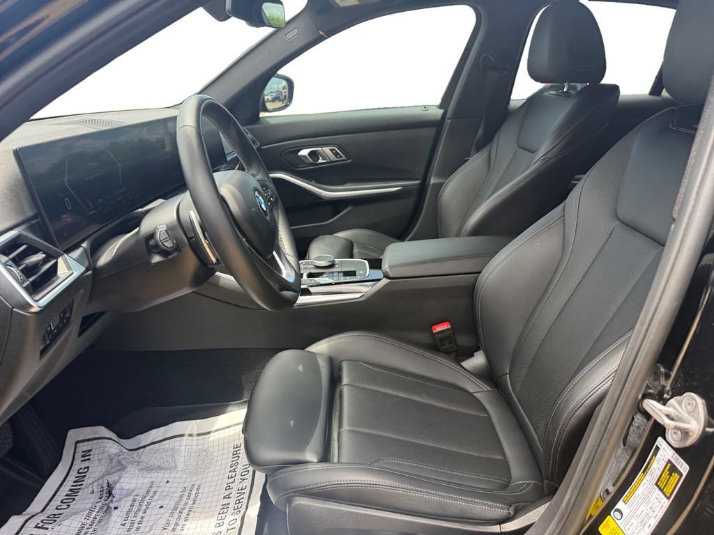 Used 2023 BMW 330i Sedan w/ Convenience Package RWD image 10
