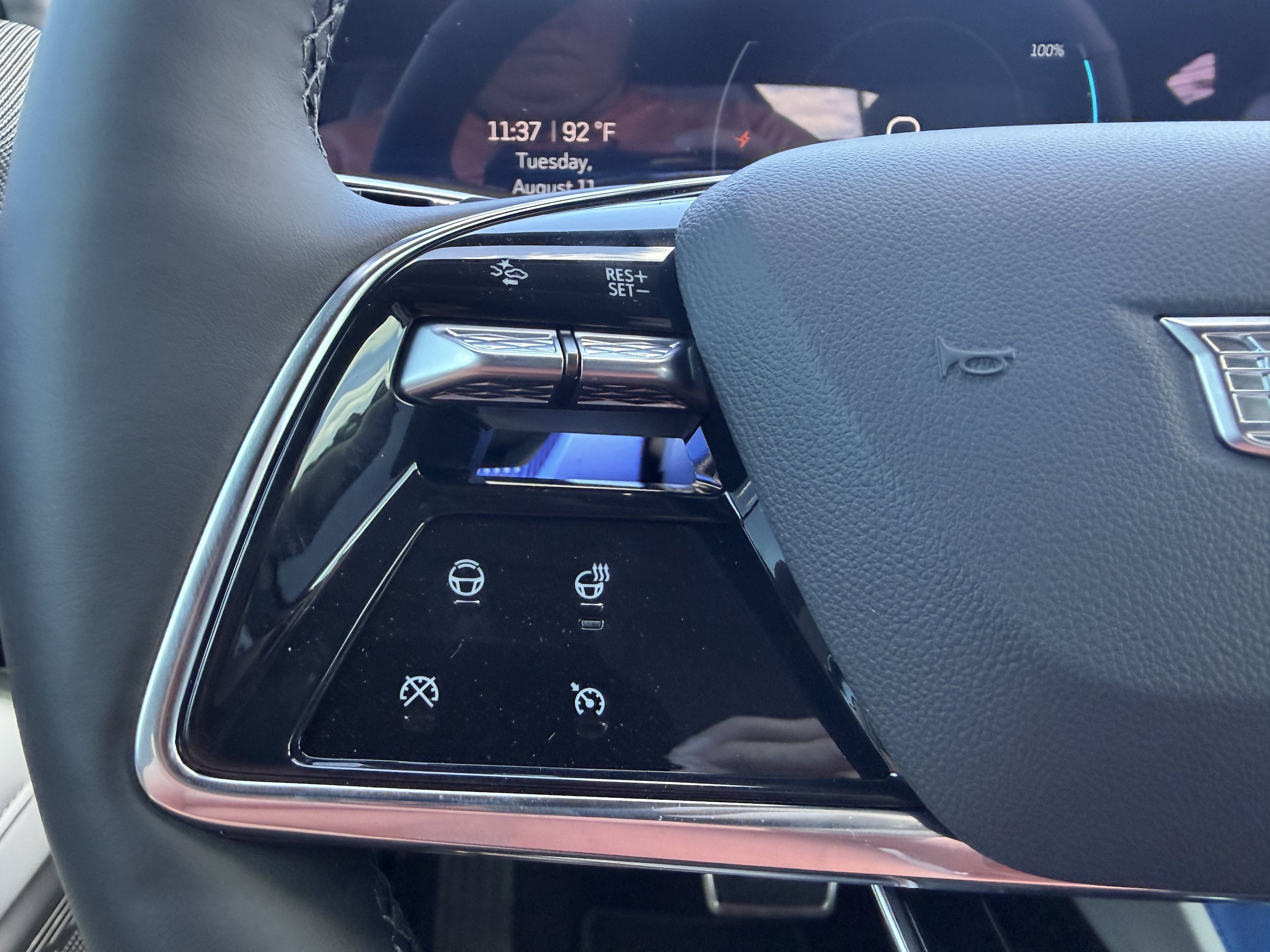 New 2026 Cadillac Optiq Luxury 1 RWD image 25