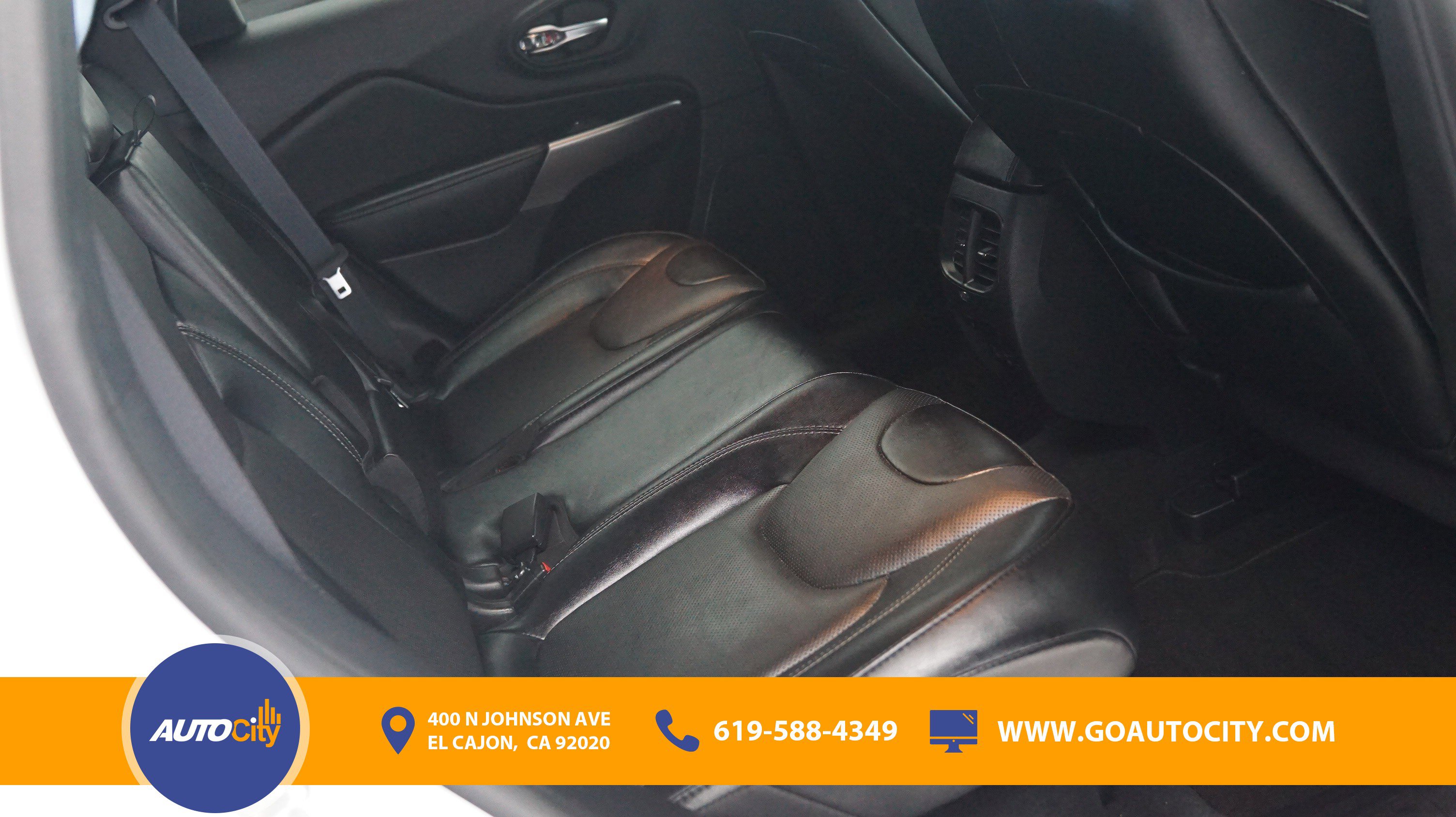Used 2022 Jeep Cherokee Limited w/ Elite Package image 13