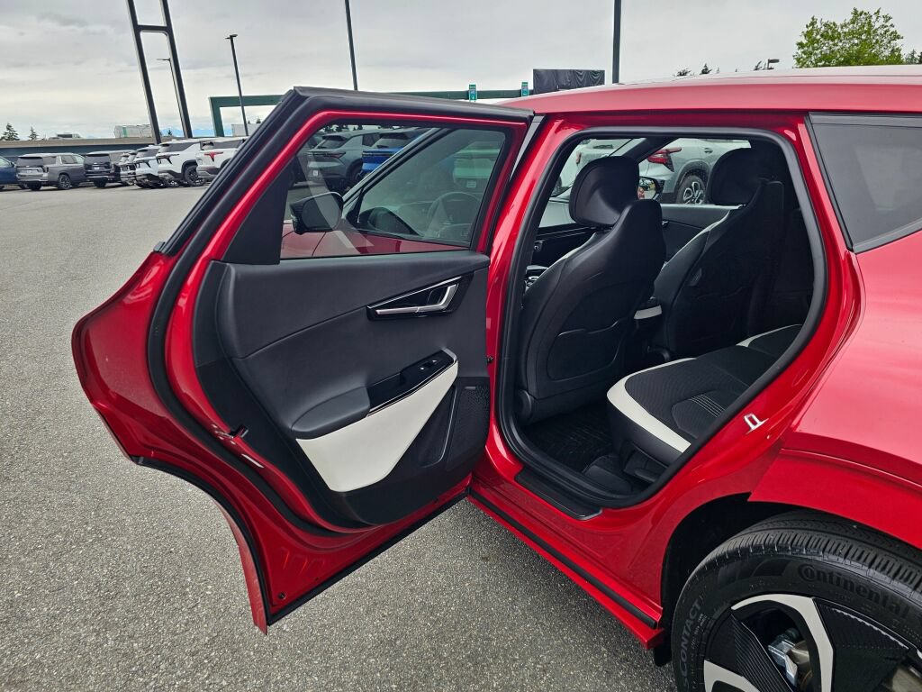 Certified 2024 Kia EV6 GT-Line AWD/4WD image 22