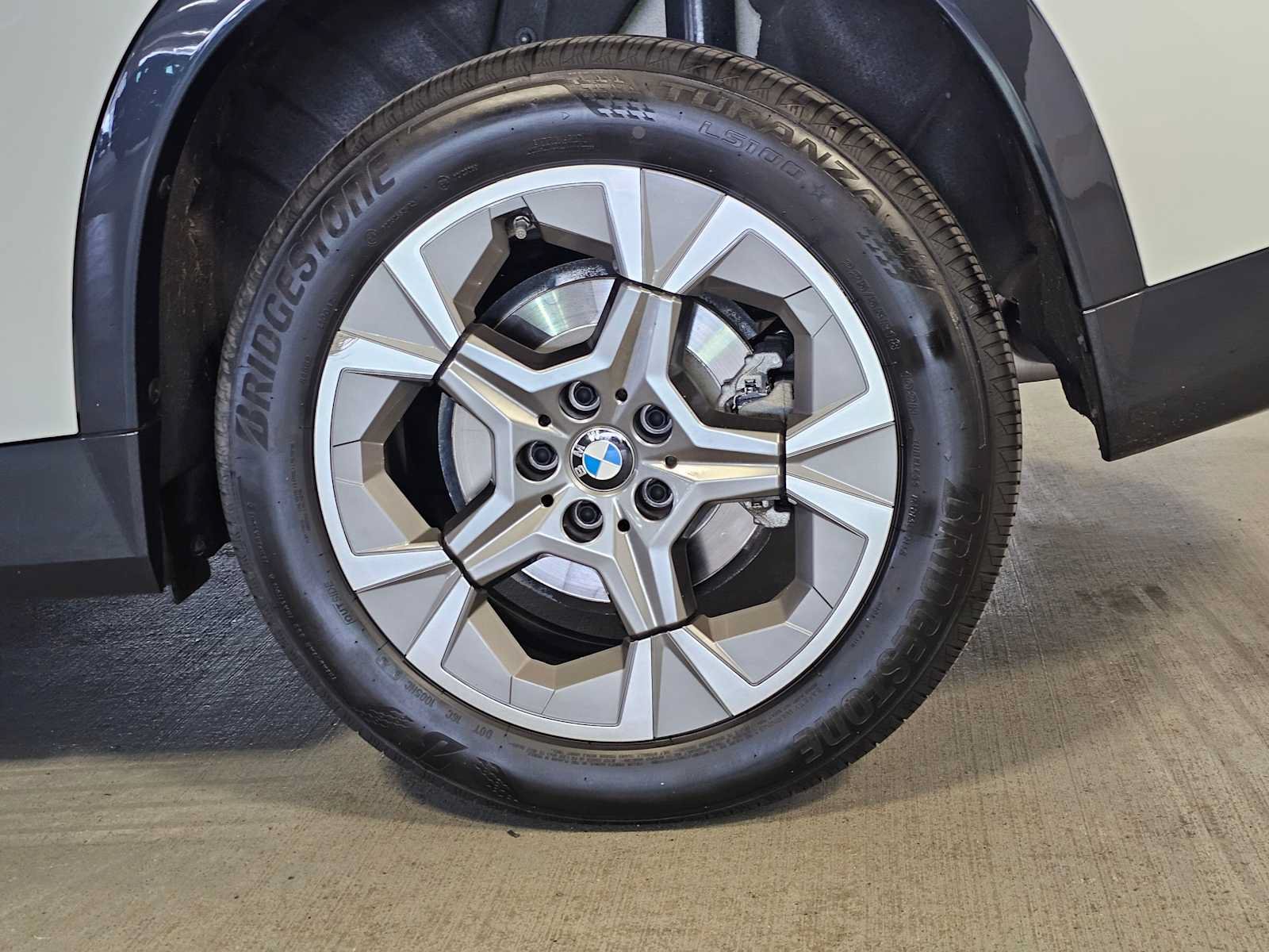 Used 2025 BMW X1 xDrive28i w/ Convenience Package AWD/4WD image 8