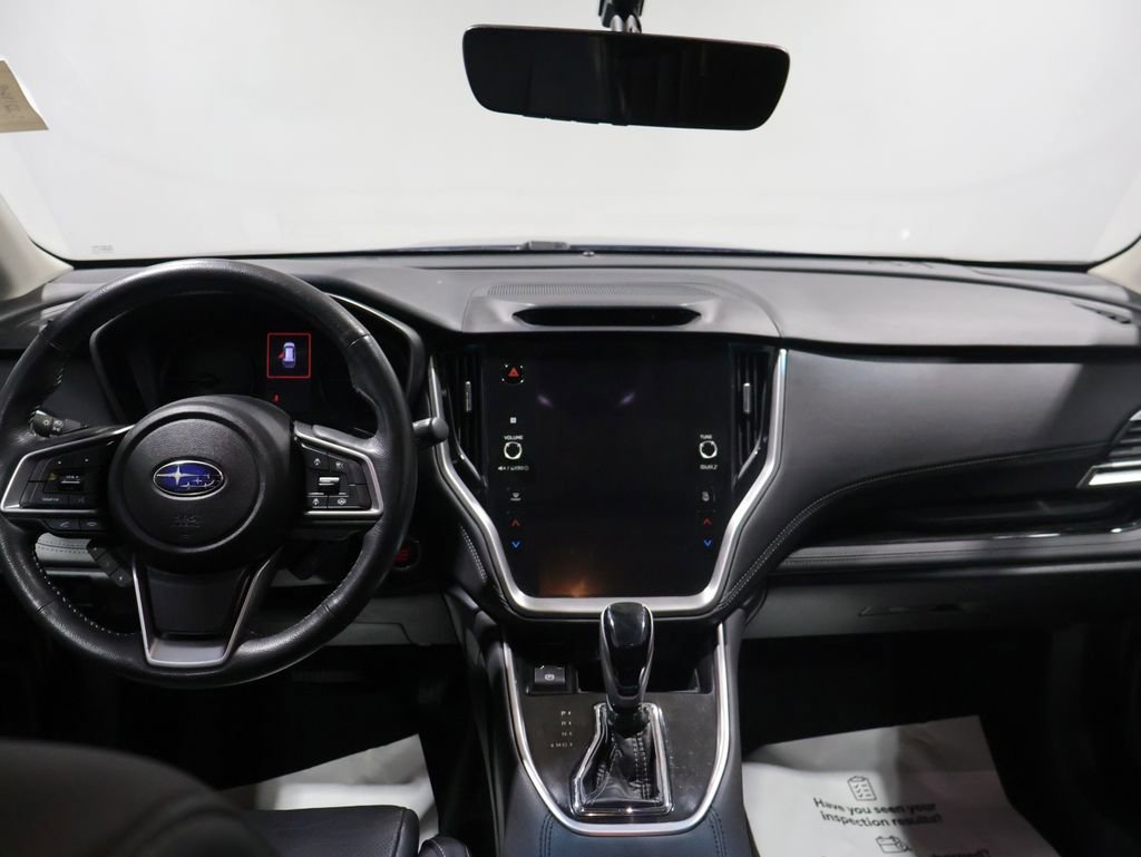 Used 2022 Subaru Outback Limited image 17