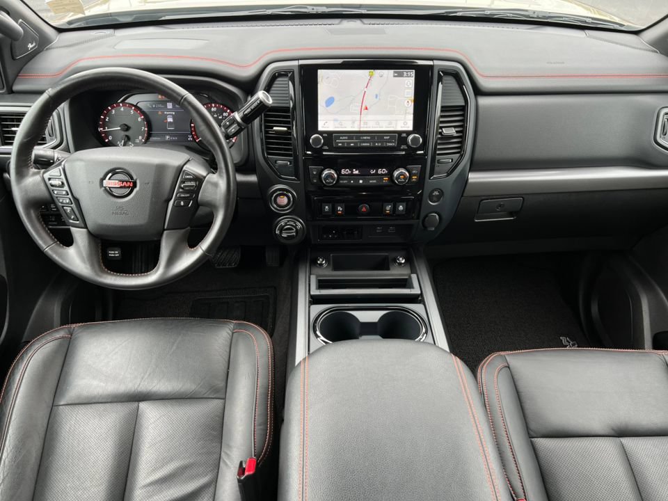 Used 2022 Nissan Titan PRO-4X w/ Pro-4x Convenience Package AWD/4WD image 3