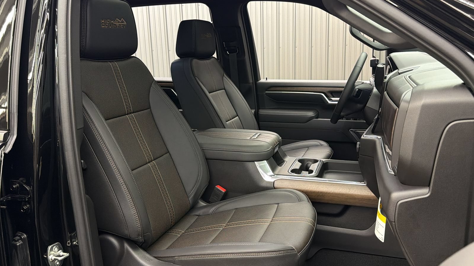 Used 2026 Chevrolet Silverado 2500 High Country w/ High Country Premium Package AWD/4WD image 41