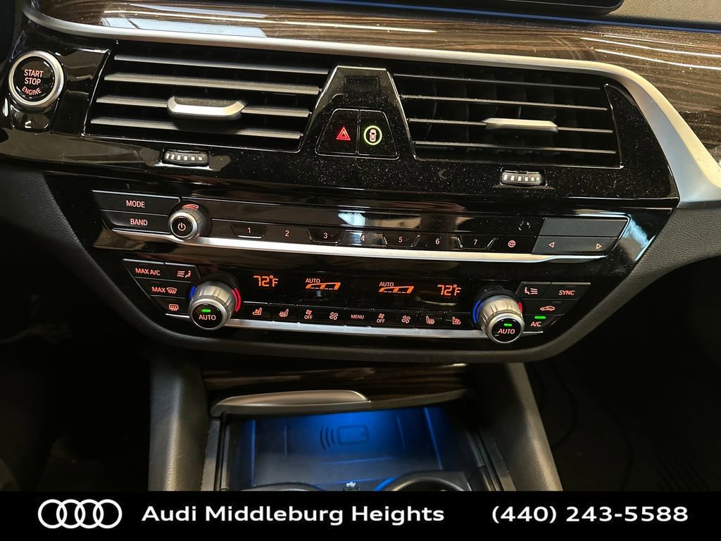 Used 2023 BMW 530e xDrive w/ Luxury Seating Package image 19