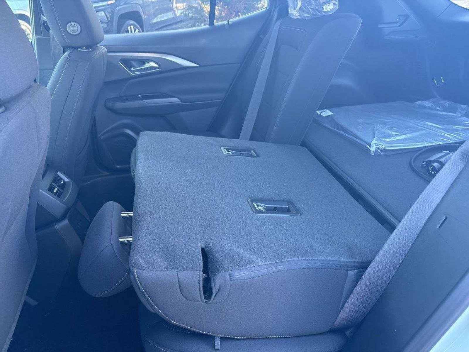 New 2026 Chevrolet Equinox EV LT FWD image 28