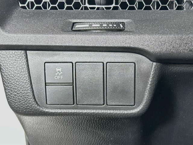 Used 2024 Honda CR-V LX image 17