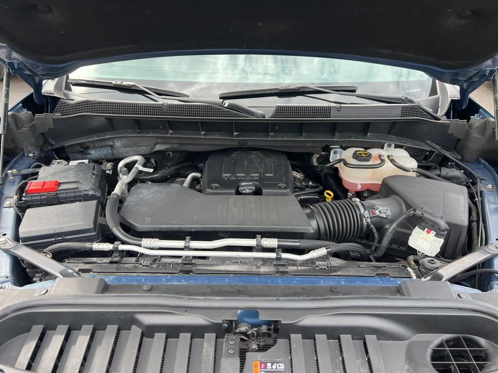 Used 2024 Chevrolet Silverado 1500 LT image 24