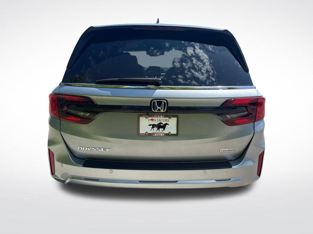 New 2026 Honda Odyssey Touring image 4