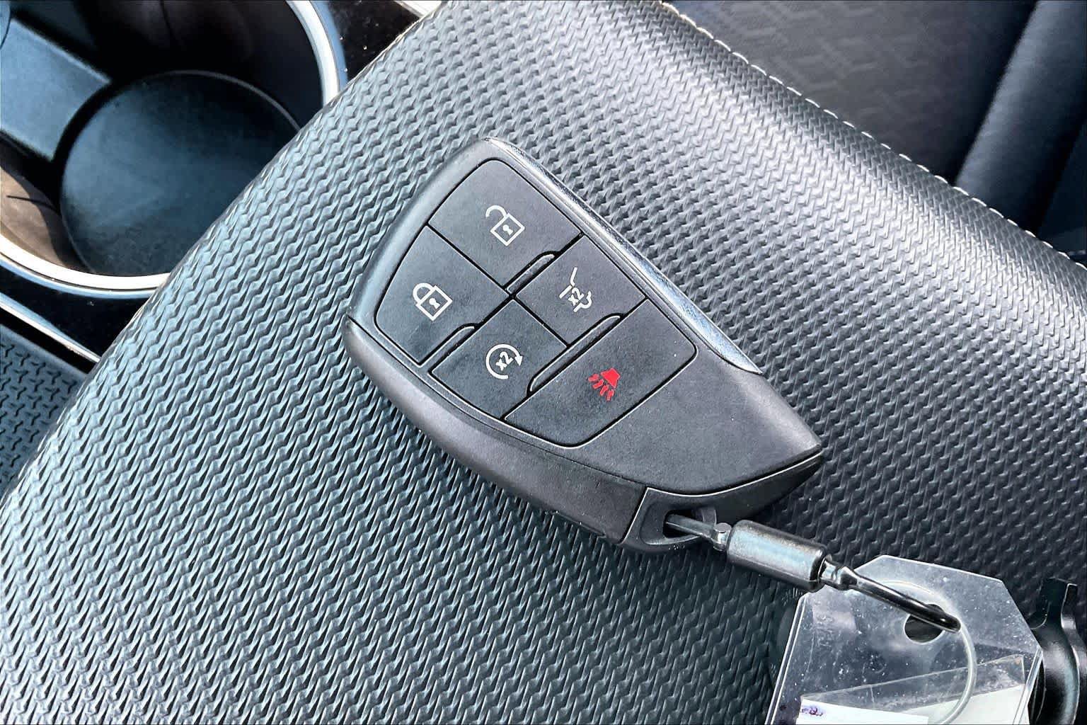 Used 2025 Chevrolet Equinox LT w/ Convenience Package II FWD image 13