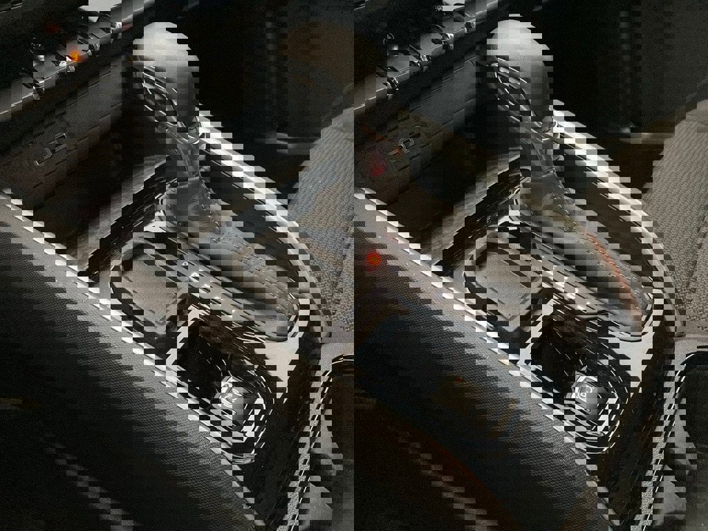 Used 2024 Chevrolet Colorado LT w/ LT Convenience Package image 24