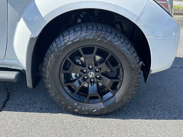 Used 2020 Nissan Frontier SV w/ Midnight Edition Floor Mats AWD/4WD image 14