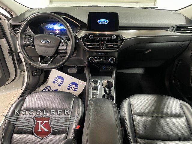 Used 2022 Ford Escape Titanium image 13