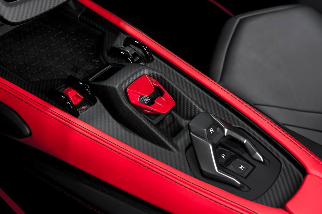 Used 2024 Lamborghini Revuelto image 27