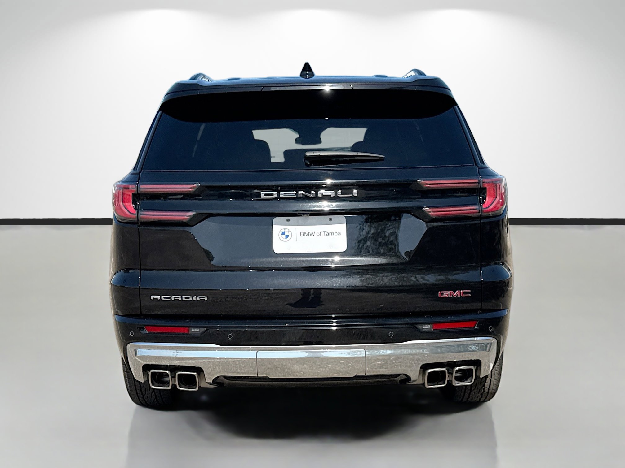 Used 2024 GMC Acadia Denali w/ LPO, Cargo Package image 4