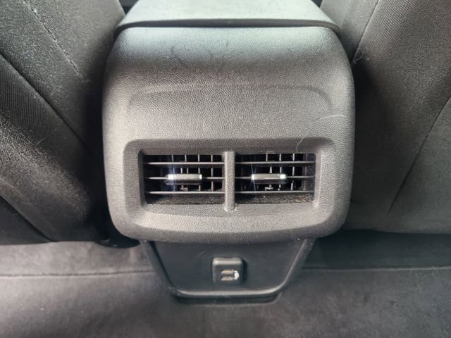 Used 2021 Chevrolet Equinox LT image 13