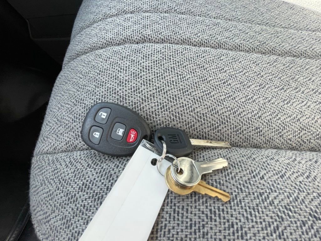 New 2025 Chevrolet Express 3500 w/ Driver Convenience Package RWD image 31