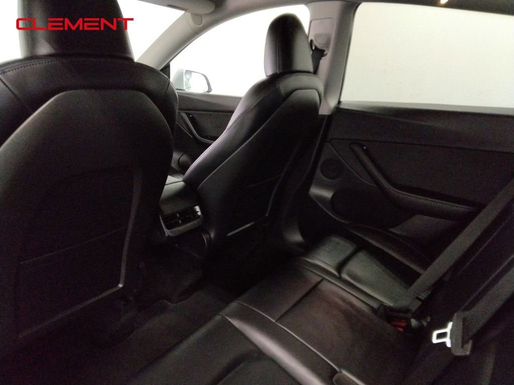 Used 2022 Tesla Model Y Performance image 28