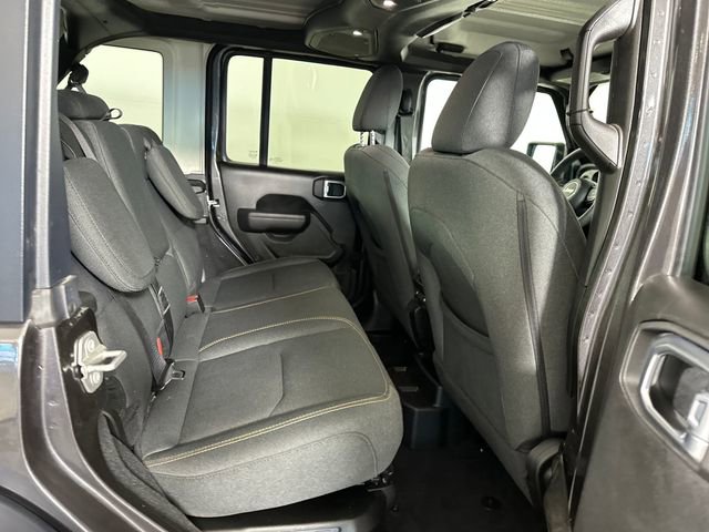 Used 2024 Jeep Wrangler Unlimited w/ Convenience Group image 27
