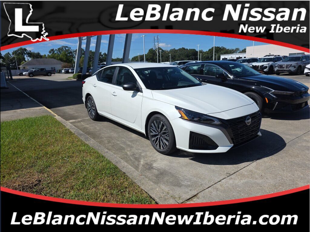 New 2026 Nissan Altima 2.5 SV FWD image 1