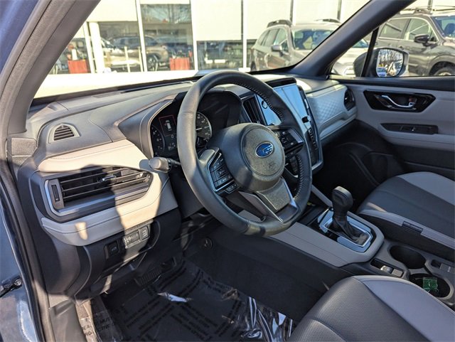 Used 2025 Subaru Forester Limited image 7