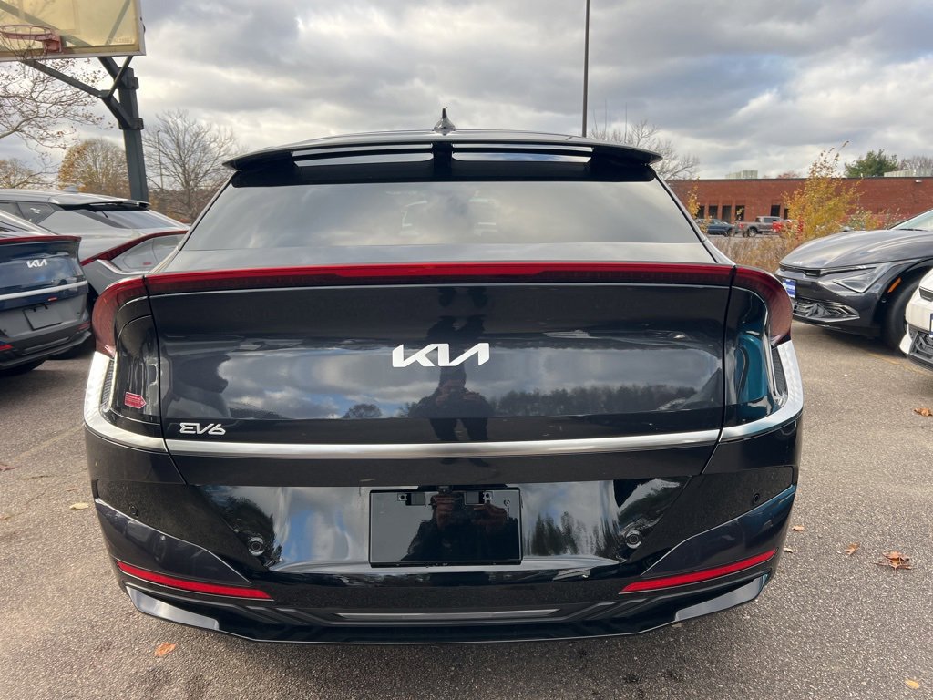 New 2025 Kia EV6 Wind image 3