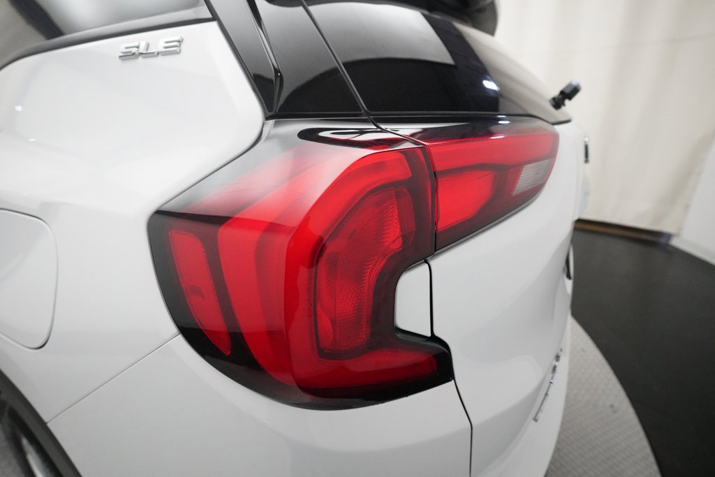 Used 2020 GMC Terrain SLE w/ Driver Convenience Package image 31