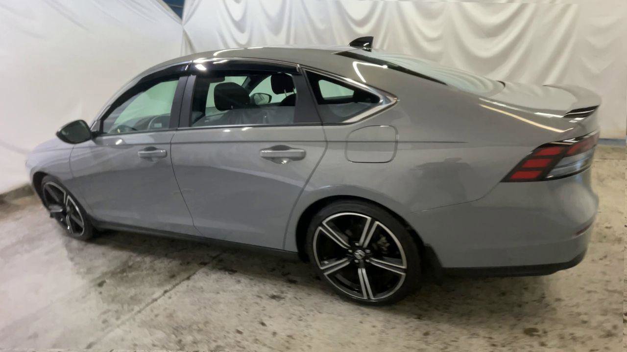 Certified 2025 Honda Accord Sport image 6