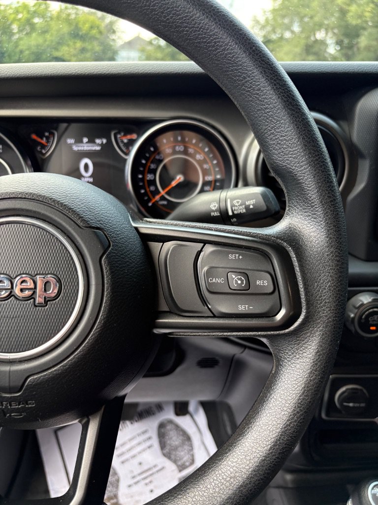 Used 2021 Jeep Wrangler Sport AWD/4WD image 14
