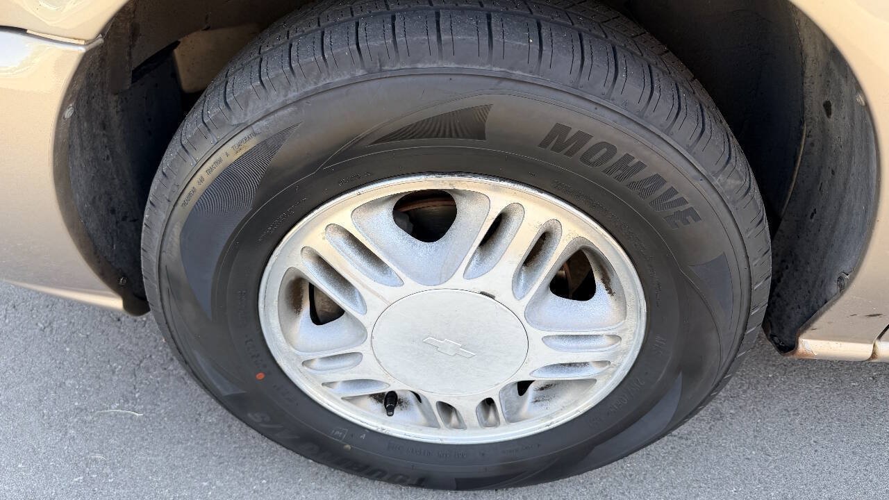 Used 2003 Chevrolet Venture LS w/ Convenience Package FWD image 7