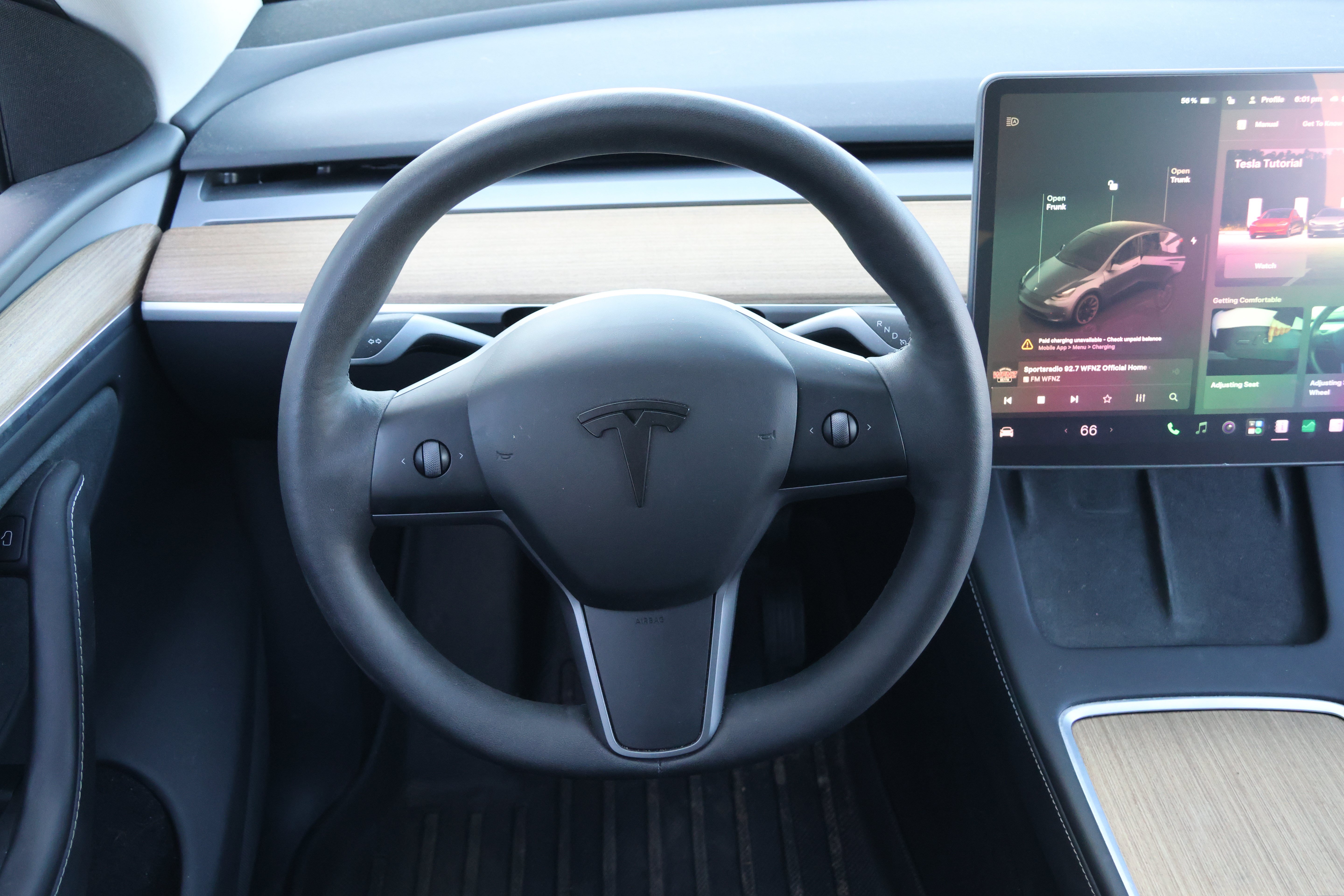 Used 2023 Tesla Model Y AWD image 16
