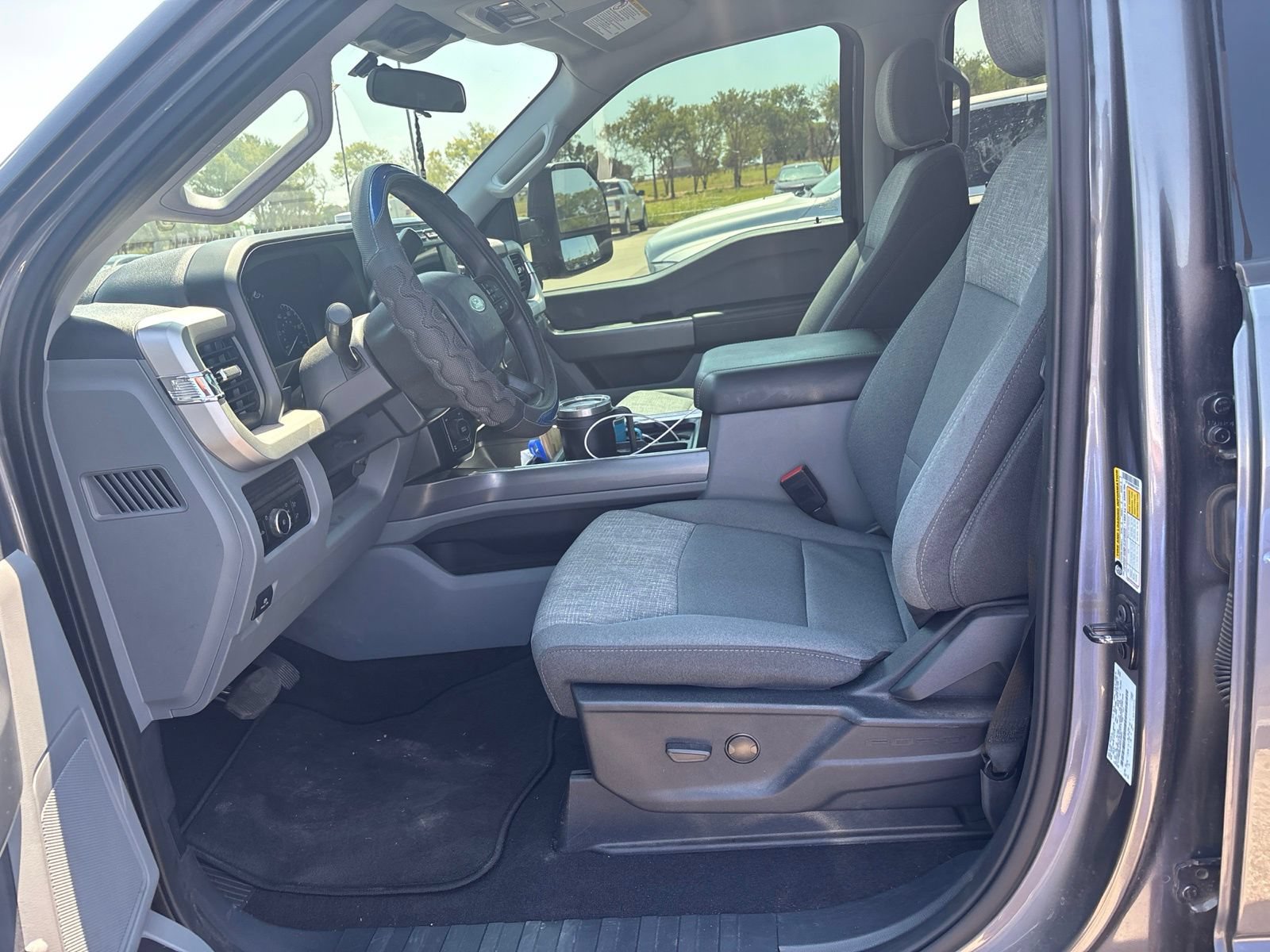 Used 2024 Ford F250 XLT w/ FX4 Off-Road Package AWD/4WD image 11