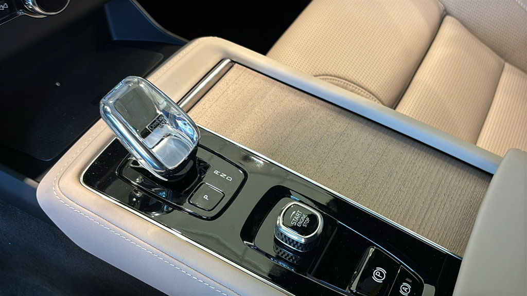 New 2027 Volvo XC90 B6 Ultra AWD/4WD image 19