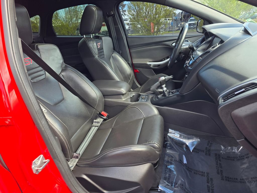 Used 2013 Ford Focus ST image 20